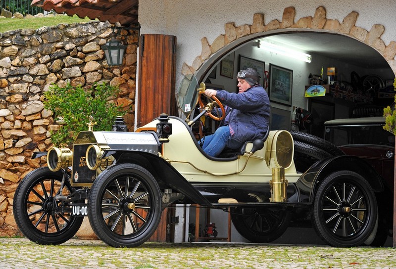 Asistence pro Ford Model T z roku 1915
